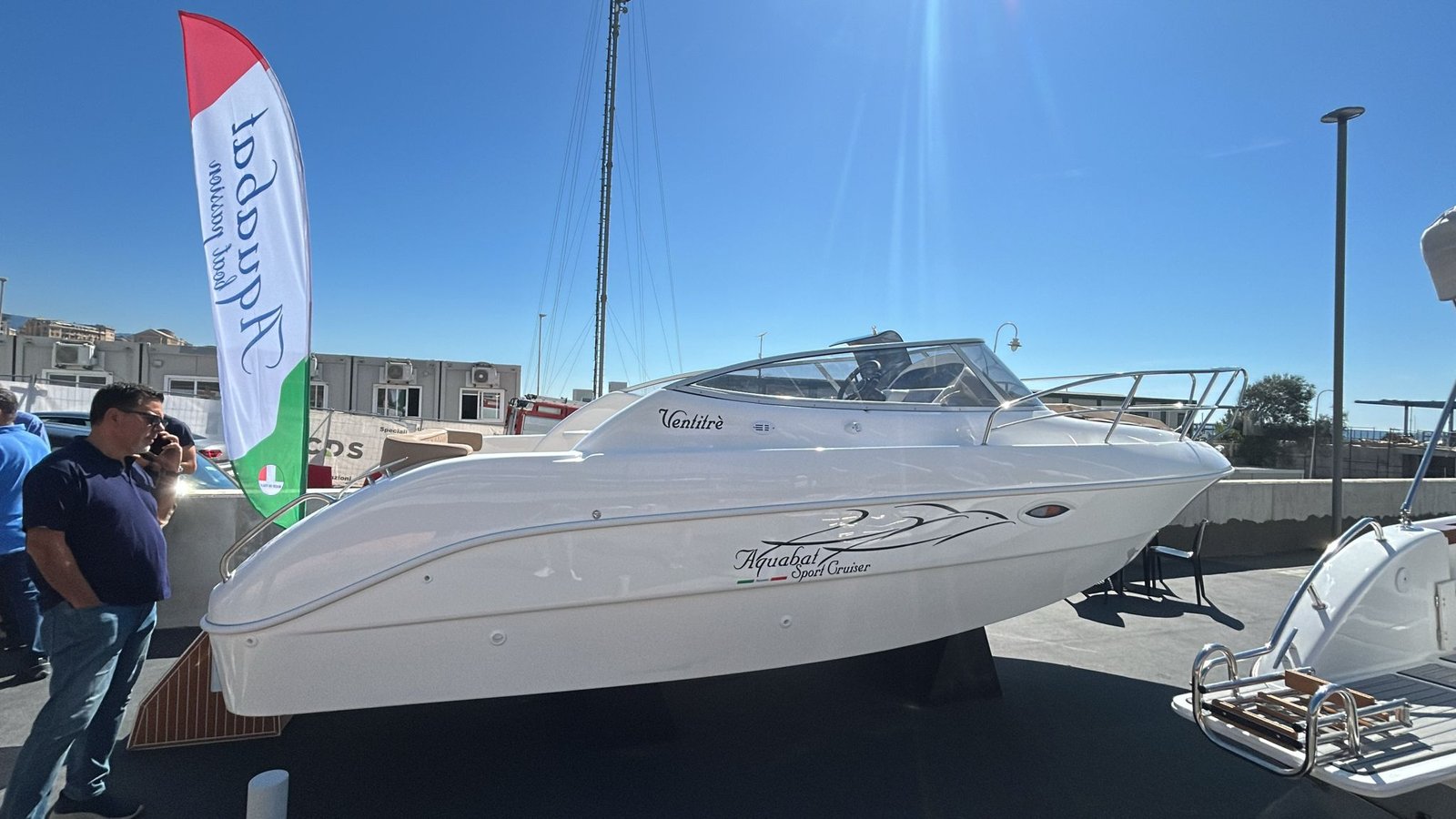 Sport Cruiser 23