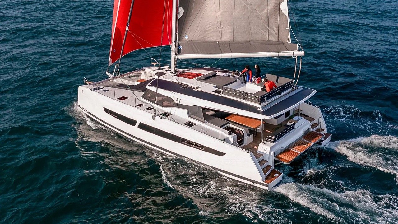 AURA 51