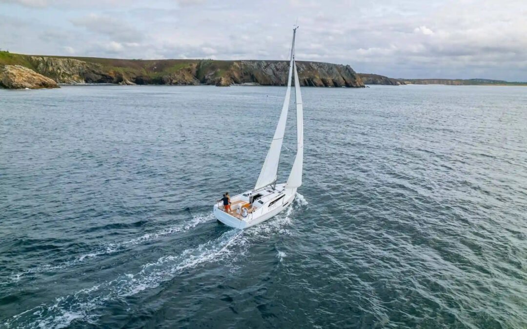 Oceanis 37.1 – STOCK