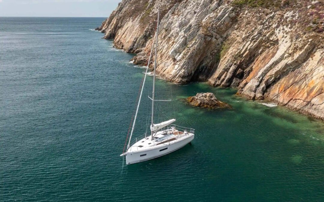 Oceanis 37.1 – STOCK