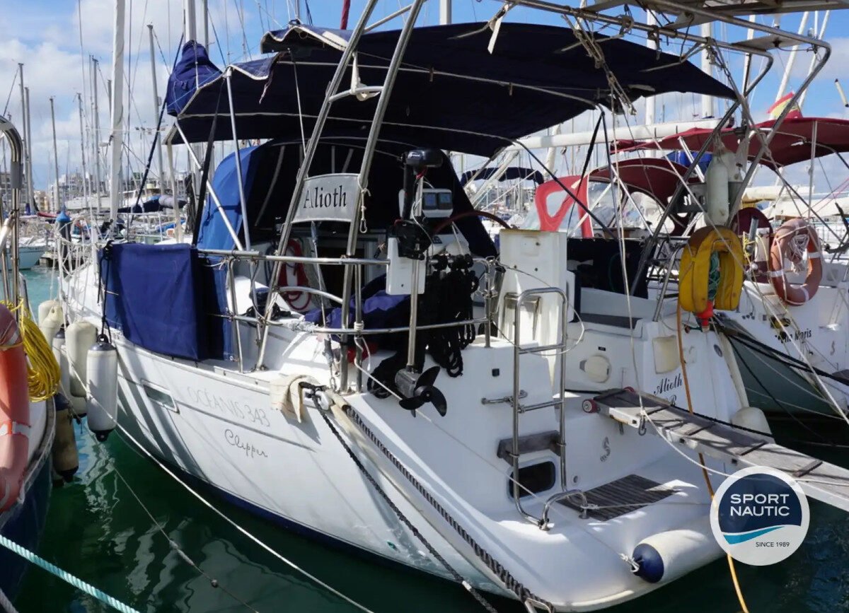Oceanis Clipper 343 – REF 213C