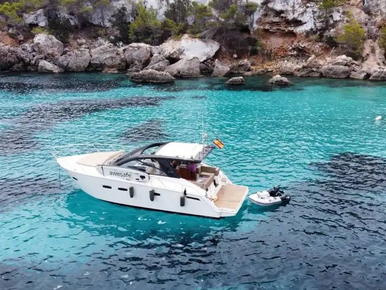 Sealine SC 35 – REF 105V