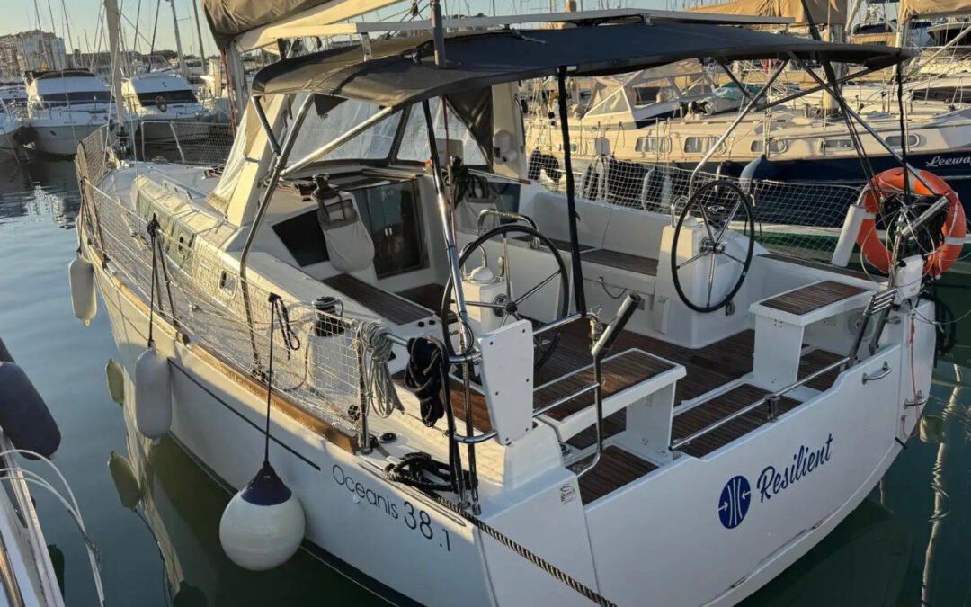 Oceanis 38.1 – REF 011T