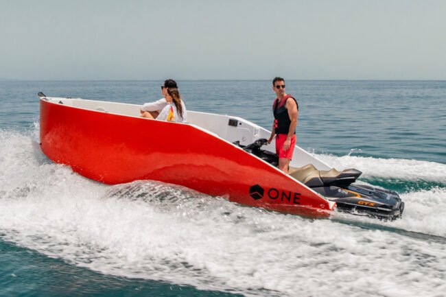 ONE WATER TOYS – ONE 16