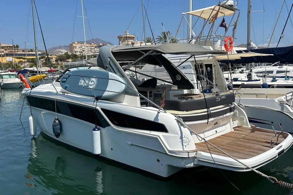 Bavaria S36 Open – REF 045T